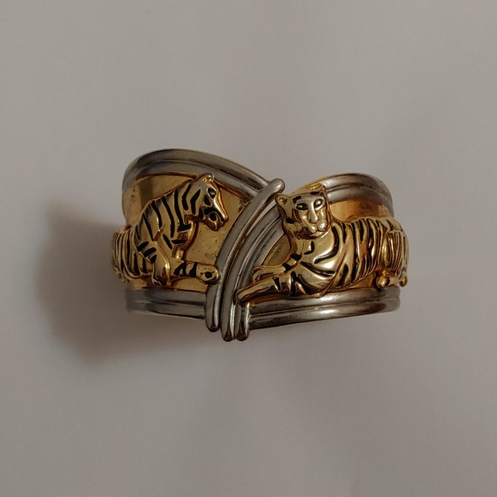 Tiger bracelet